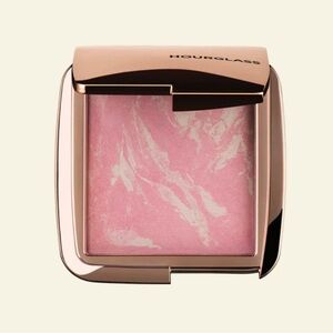 Hourglass Ambient Lighting Blush in Ethereal Glow (soft pink) - unopened